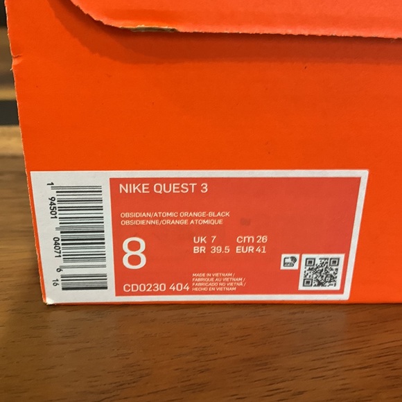 Nike Quest 3 - Picture 3 of 3